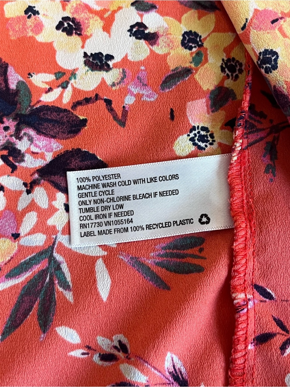 A New Day Sleeveless Floral Tie-Neck Blouse - Picture 5 of 5